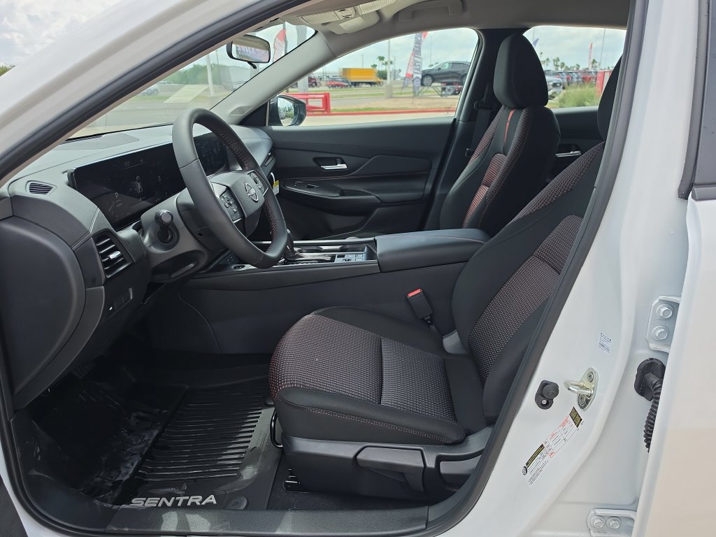 New 2027 Nissan Sentra SR w/ Floor Mat Package FWD image 24