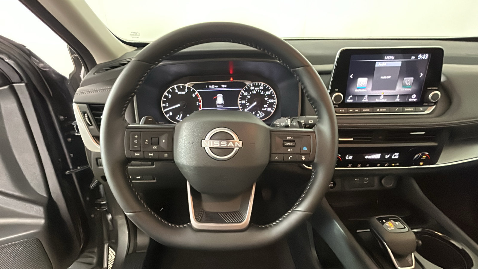 Certified 2026 Nissan Rogue SV AWD/4WD image 18