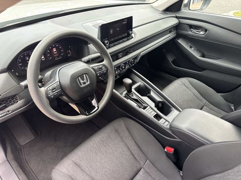 Used 2023 Honda Accord LX image 21