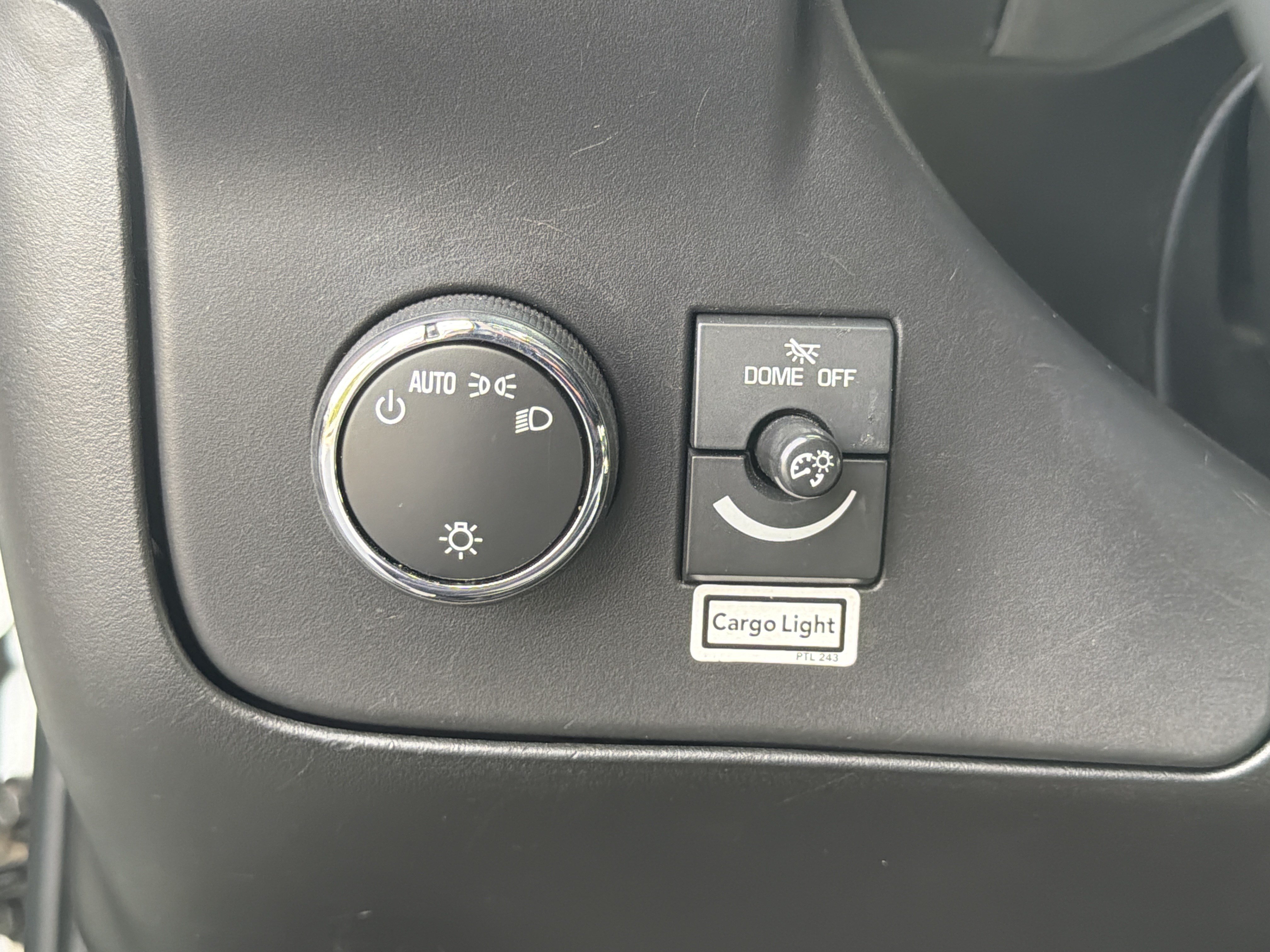 Used 2019 GMC Savana 3500 Extended w/ Driver Convenience Package RWD image 25