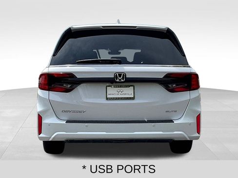 Used 2026 Honda Odyssey Elite image 6