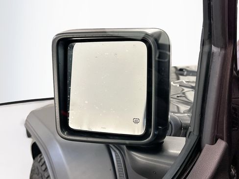 Used 2023 Jeep Wrangler Unlimited w/ Cold Weather Group AWD/4WD image 16