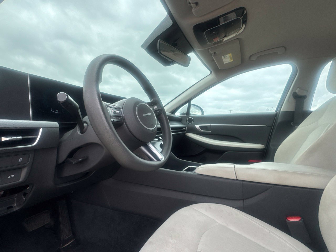 Used 2025 Hyundai Sonata SEL FWD image 37