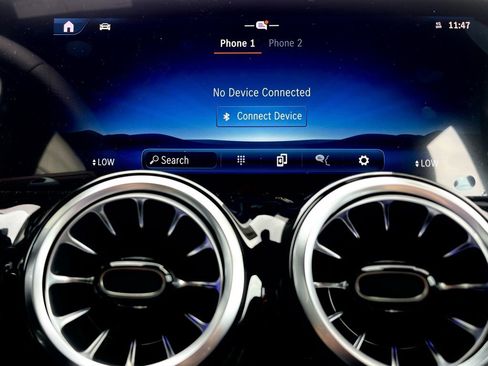 Certified 2025 Mercedes-Benz GLA 35 AMG 4MATIC image 34