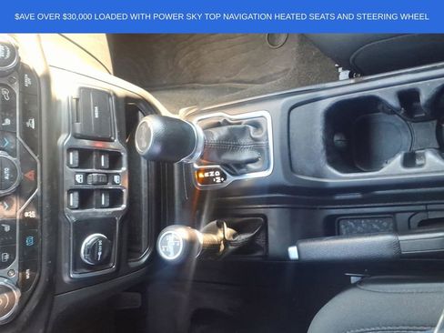 Used 2023 Jeep Wrangler Unlimited w/ Sun & Screen Package image 27