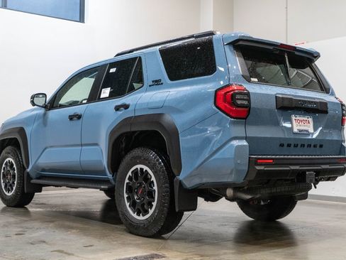 New 2026 Toyota 4Runner TRD Off-Road Premium AWD/4WD image 7