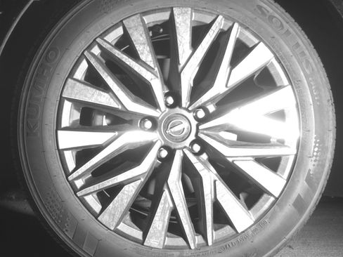 Used 2025 Nissan Altima 2.5 SV image 12