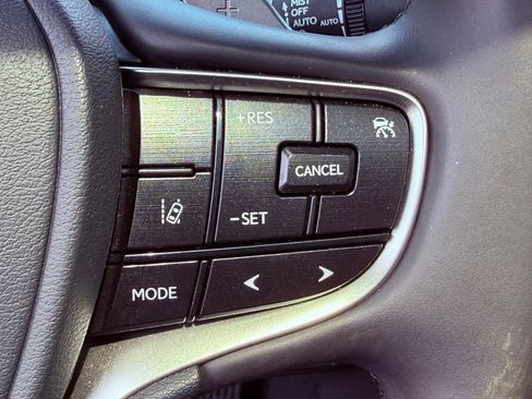 Used 2023 Lexus ES 350 w/ Premium Package FWD image 21