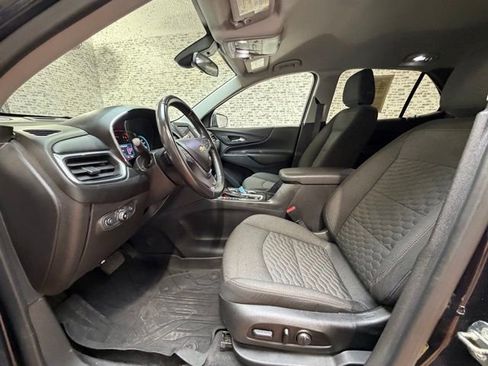Used 2020 Chevrolet Equinox LT FWD image 18