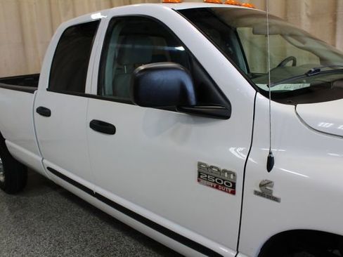 Used 2007 Dodge Ram 2500 Truck SLT image 11