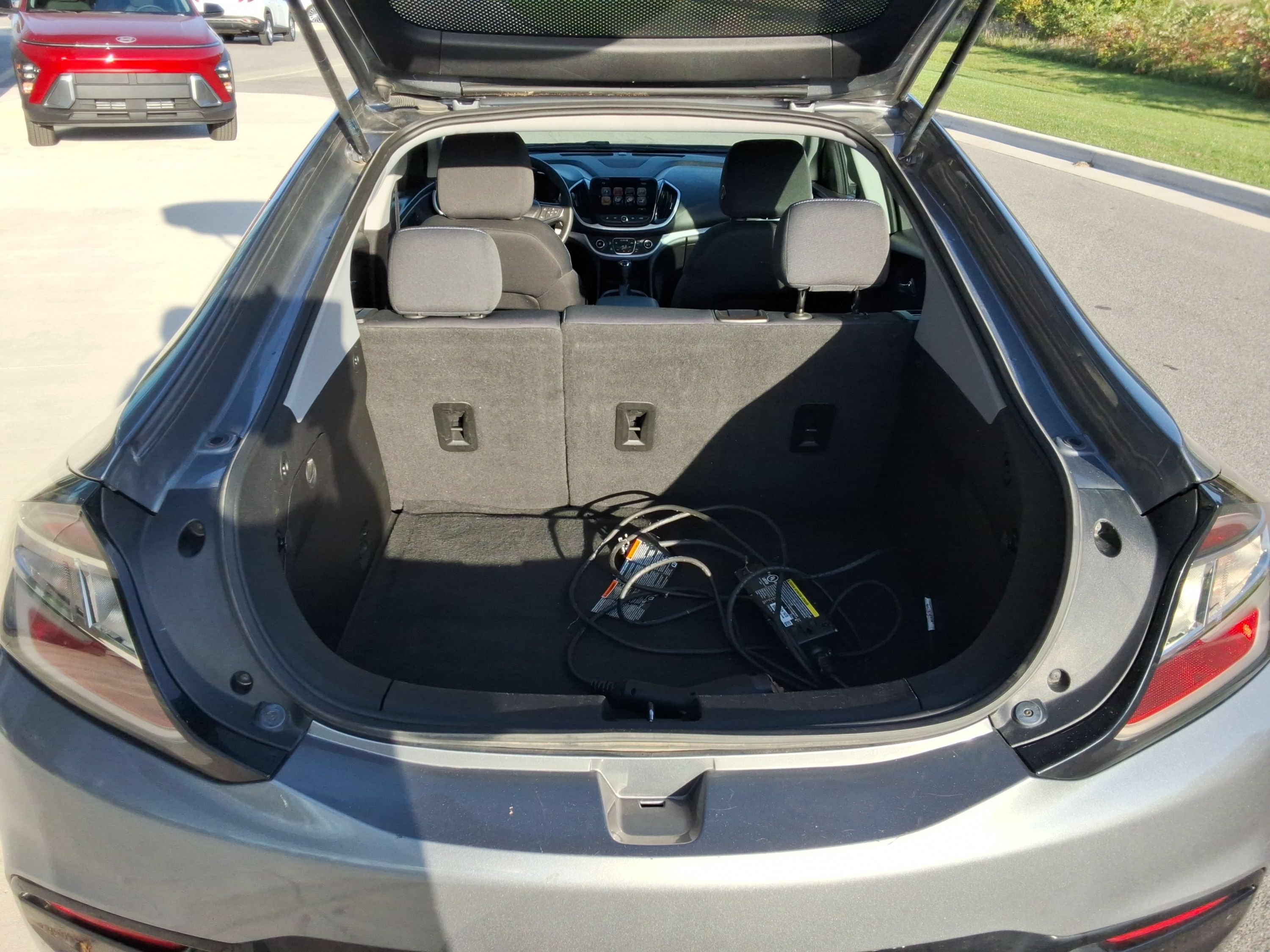 Used 2018 Chevrolet Volt LT FWD image 22