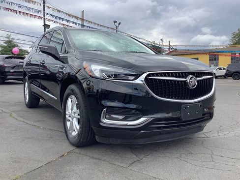 Used 2018 Buick Enclave Essence AWD/4WD image 1