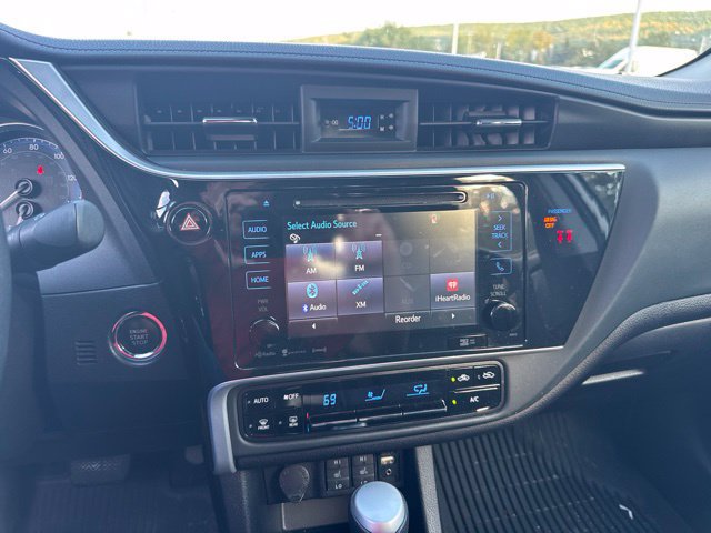 Used 2019 Toyota Corolla XLE FWD image 12