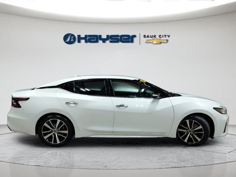 Used 2023 Nissan Maxima SV w/ Floor Mat Group FWD image 8