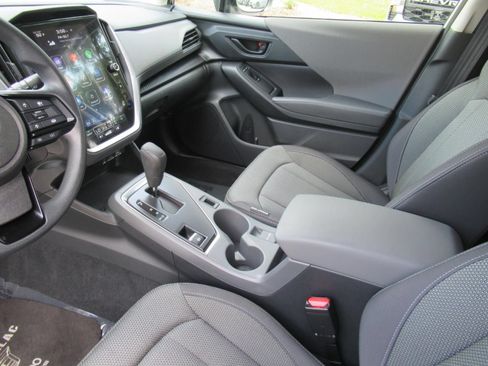 Used 2024 Subaru Crosstrek 2.0i Premium w/ Crosstrek Mirror Package AWD/4WD image 15
