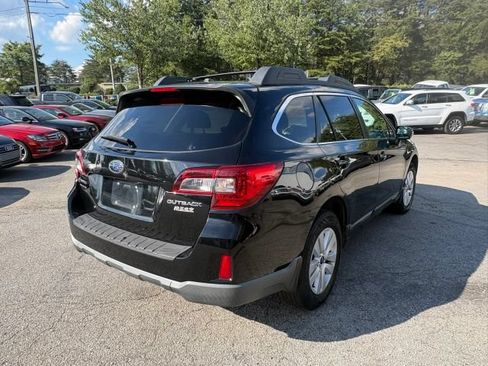 Used 2015 Subaru Outback 2.5i Premium AWD/4WD image 5