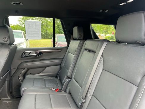 Used 2025 Chevrolet Tahoe LT AWD/4WD image 5
