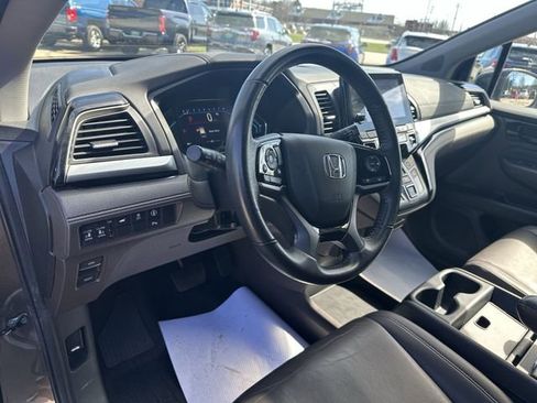 Used 2021 Honda Odyssey Touring image 12