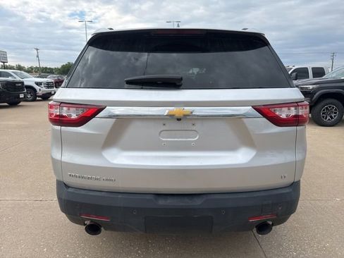 Used 2019 Chevrolet Traverse LT w/ LPO, Floor Liner Package AWD/4WD image 4