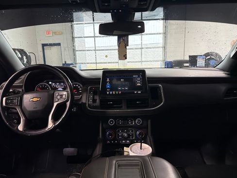 Used 2021 Chevrolet Suburban Premier AWD/4WD image 5