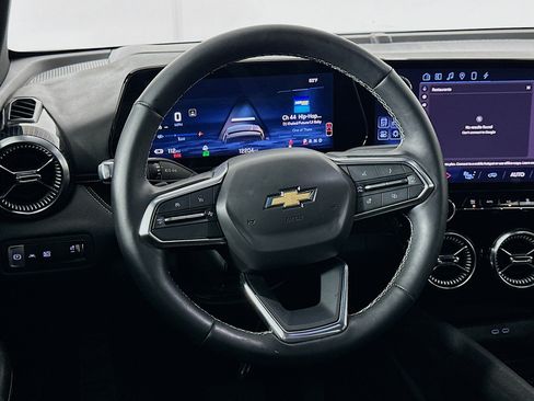 Used 2024 Chevrolet Blazer EV LT AWD/4WD image 18