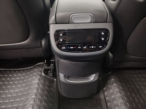 New 2026 Hyundai Ioniq 9 Calligraphy image 44