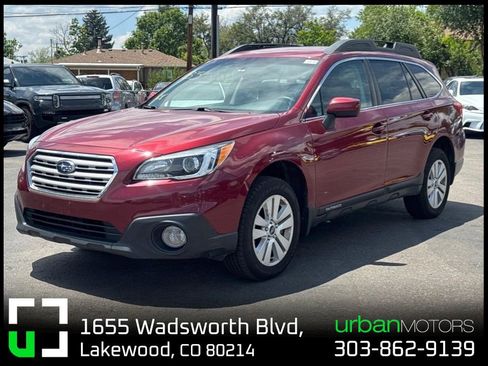 Used 2017 Subaru Outback 2.5i Premium AWD/4WD image 1
