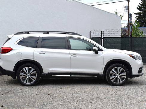 Used 2019 Subaru Ascent Limited AWD/4WD image 41