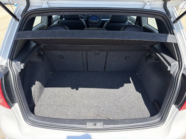 Used 2008 Volkswagen R32 AWD/4WD image 31