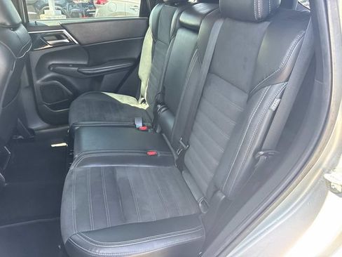 Used 2022 Mitsubishi Outlander SE AWD/4WD image 25