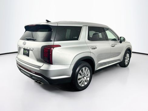 Used 2024 Hyundai Palisade SEL FWD image 9
