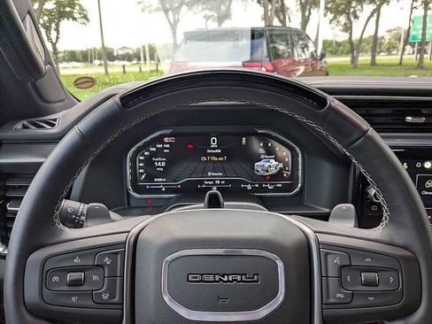 Used 2025 GMC Sierra 1500 Denali Ultimate AWD/4WD image 29