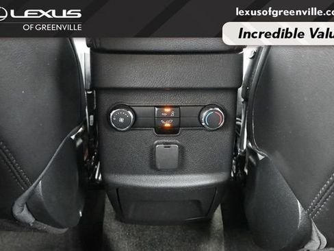 Used 2018 Ford Explorer XLT w/ Equipment Group 202A FWD image 24