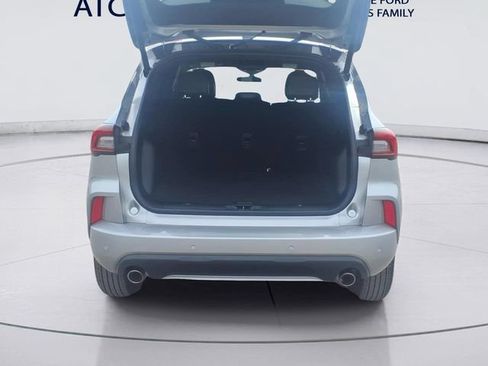 Certified 2023 Ford Escape ST-Line w/ Tech Pack #1 AWD/4WD image 7