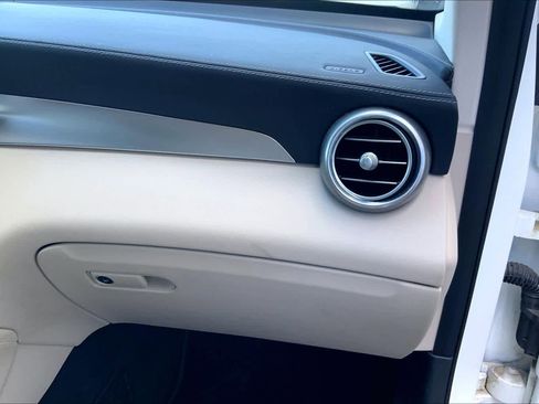 Used 2017 Mercedes-Benz GLC 300 4MATIC Coupe image 20