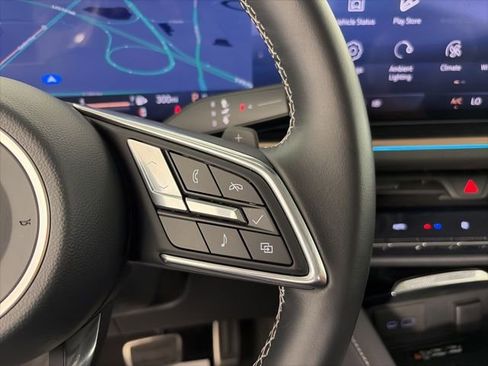 Certified 2025 Buick Envision Sport Touring image 24