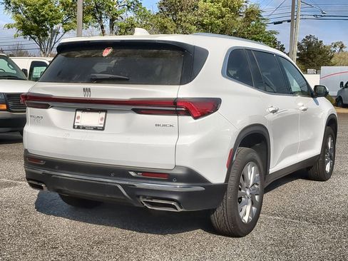 Used 2026 Buick Enclave Preferred FWD image 8