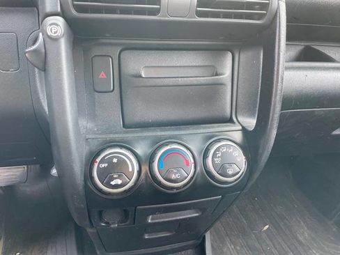 Used 2005 Honda CR-V EX image 37