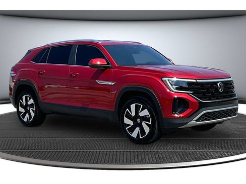 Used 2024 Volkswagen Atlas Cross Sport SE FWD image 14
