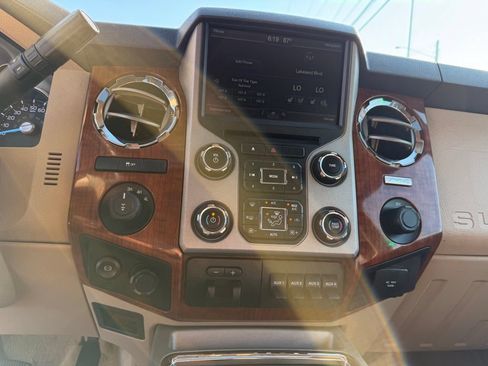 Used 2015 Ford F350 King Ranch w/ Snow Plow Prep Package AWD/4WD image 27
