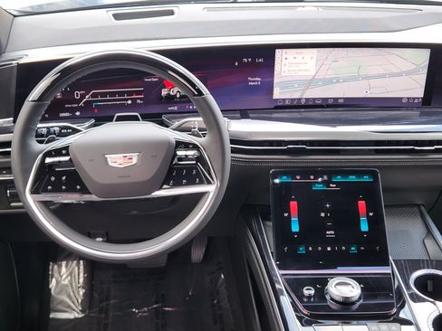 Used 2025 Cadillac Escalade Sport w/ LPO, ONYX Package image 27