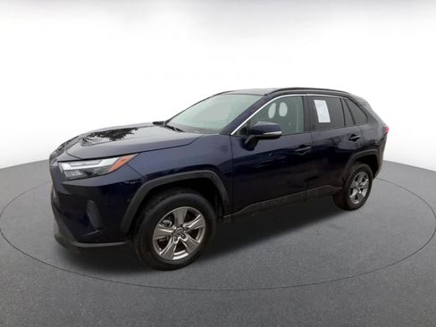 Used 2025 Toyota RAV4 XLE image 8