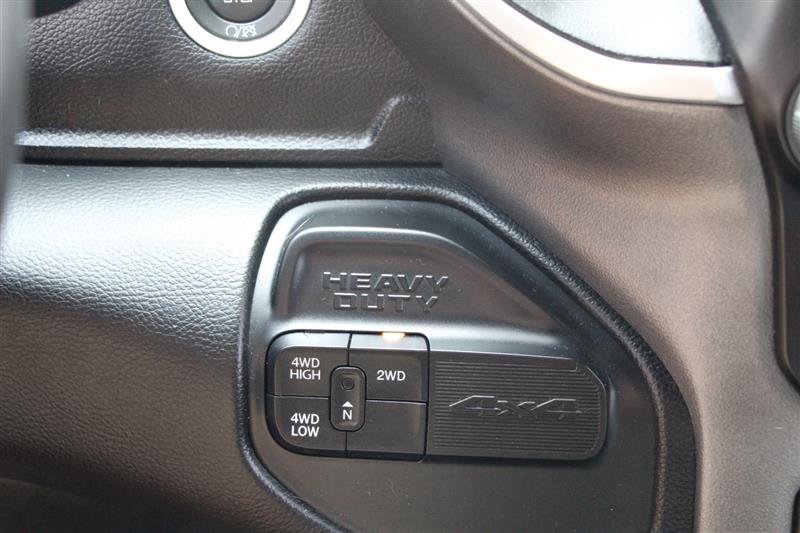 Used 2020 RAM 2500 Big Horn w/ Level 2 Equipment Group AWD/4WD image 18