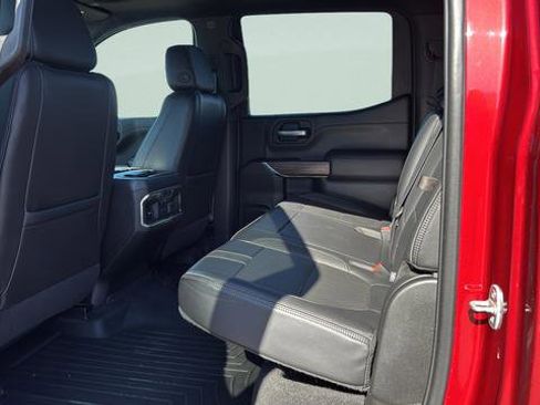 Used 2021 Chevrolet Silverado 1500 High Country w/ Technology Package image 19