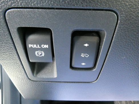 Used 2019 Ford F150 Lariat w/ Equipment Group 502A Luxury image 27