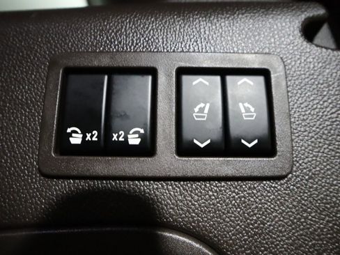 Used 2016 GMC Yukon XL Denali w/ Open Road Package image 15