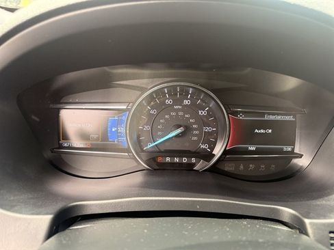 Used 2019 Ford Explorer Sport w/ Equipment Group 401A AWD/4WD image 12