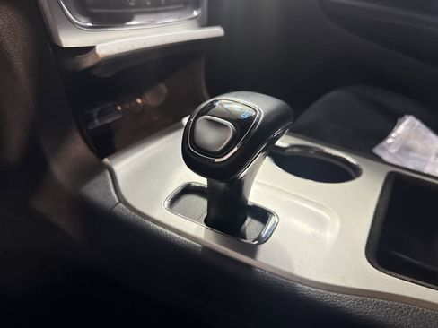 Used 2015 Jeep Grand Cherokee Altitude RWD image 26