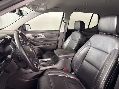 Used 2018 Chevrolet Traverse LT AWD/4WD image 16