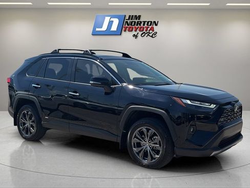 Used 2024 Toyota RAV4 Limited w/ Advanced Technology Package AWD/4WD image 3